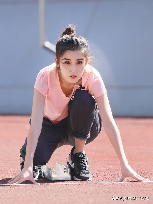 新疆的八位高颜值的美女，你最喜欢哪一位？