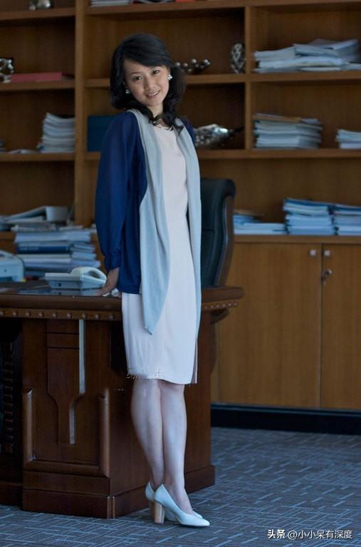 安徽卫视美女吴薇近况，她长相十分漂亮，早已结婚，老公是谁成谜