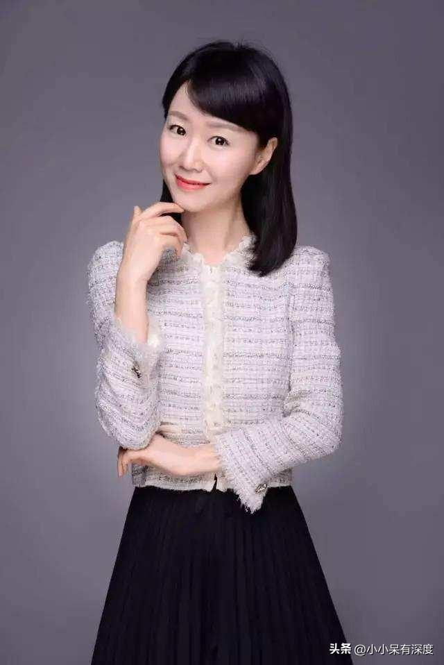 安徽卫视美女吴薇近况，她长相十分漂亮，早已结婚，老公是谁成谜