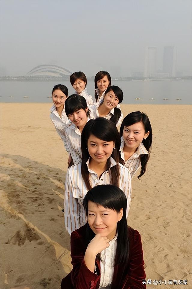 安徽卫视美女吴薇近况，她长相十分漂亮，早已结婚，老公是谁成谜