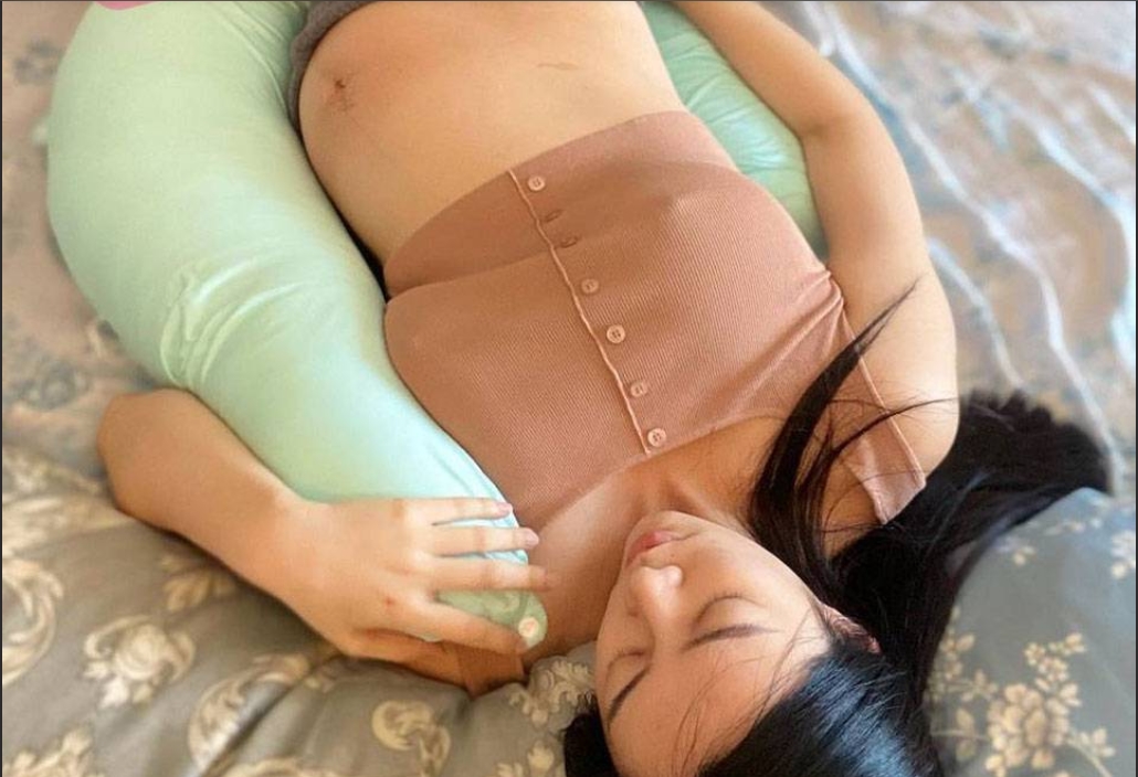 【内幕大瓜】胸大奶多居家孕妇组团下海 究竟是资本驱使还是受人胁迫？