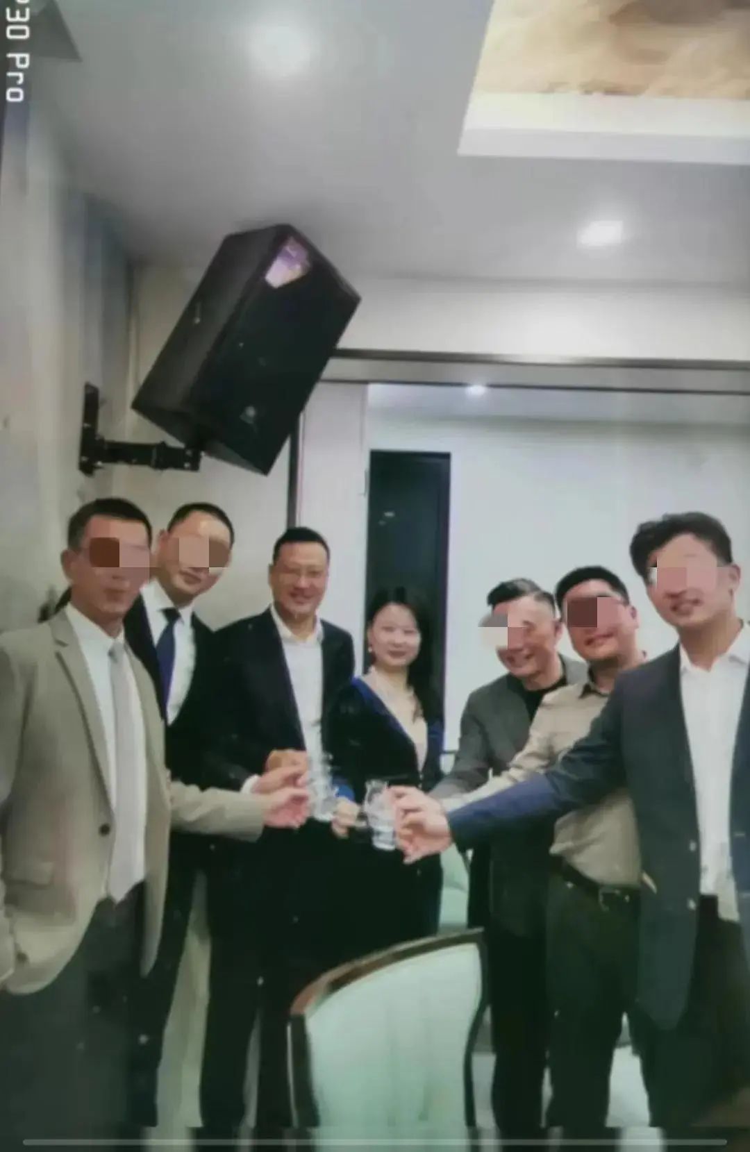 不止杨书记瑟瑟发抖了！刘女士老公再晒出聊天记录，信息量很大