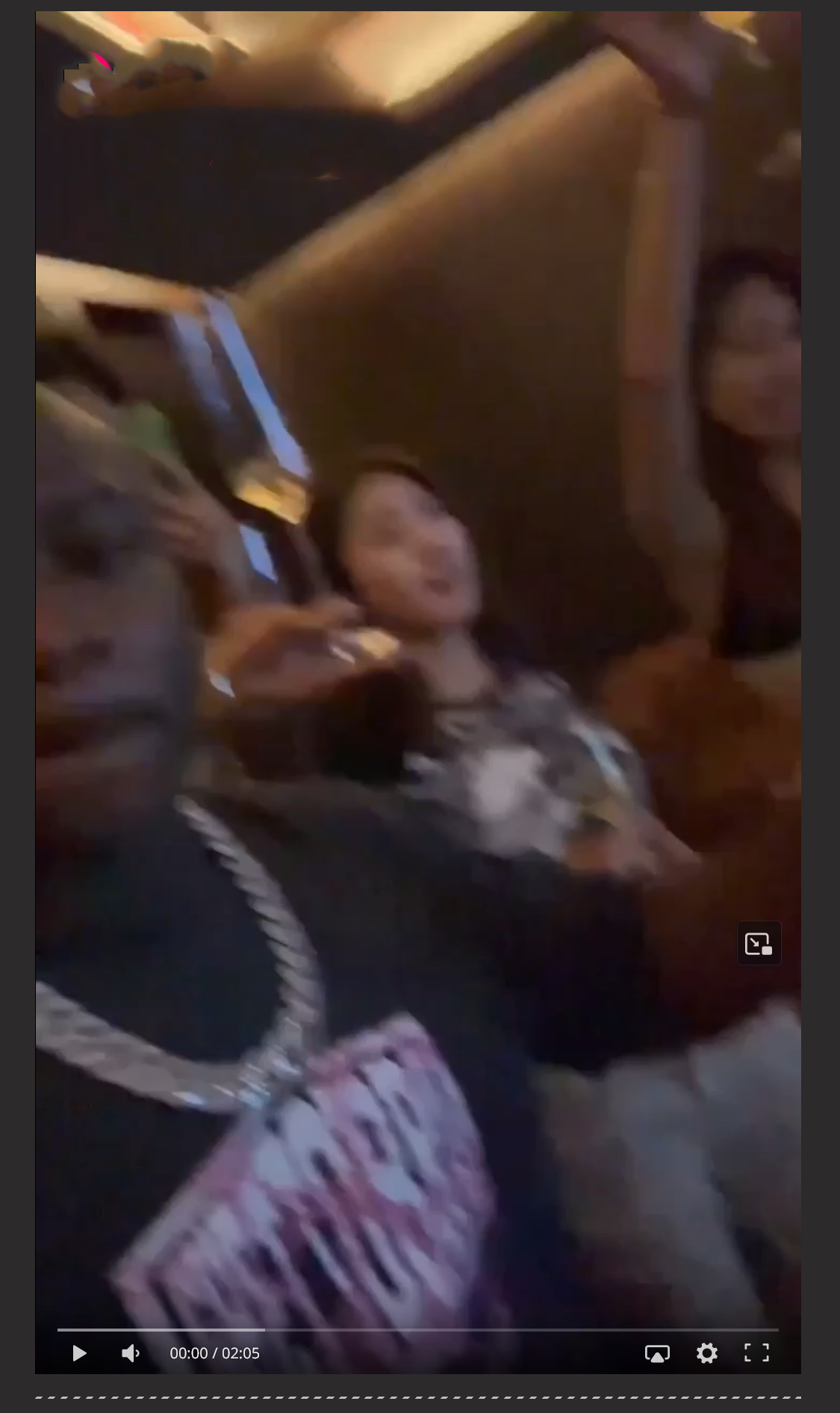 在成都诬陷国男偷拍的女孩 在济南被爆与黑人开淫趴