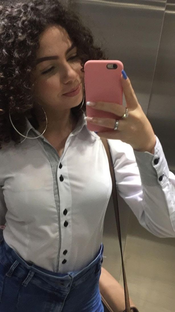 同事向老板曝光我在色情网的性感照 我被解雇了