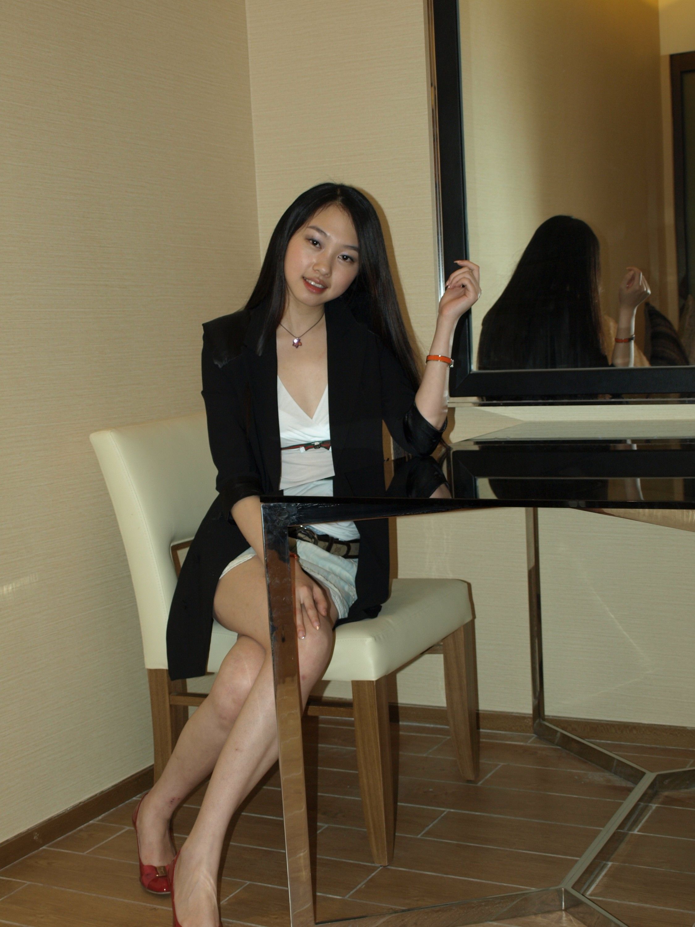 梦里百花正盛开 梦醒再没有存在