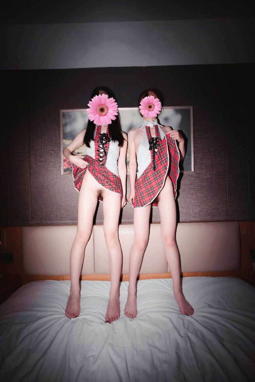 双飞两位骨感双胞胎解馋