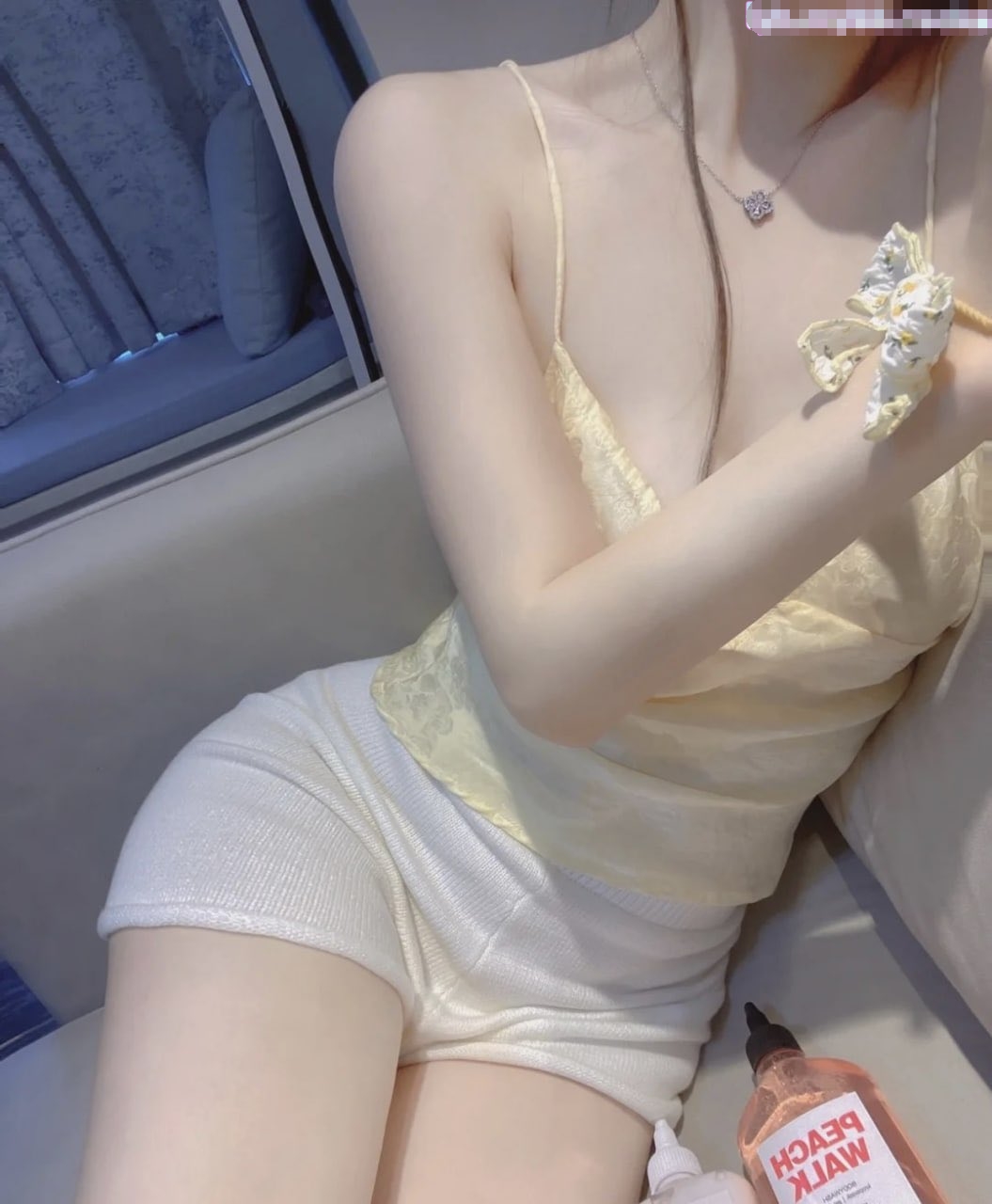 风骚入骨 清纯的面庞 淫靡的啪啪声 肏我吧 喜欢穿着内内做爱 爸爸～干我