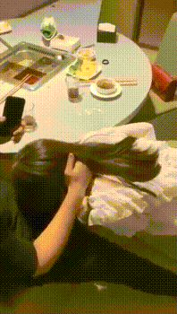 风骚入骨 清纯的面庞 淫靡的啪啪声 肏我吧 喜欢穿着内内做爱 爸爸～干我