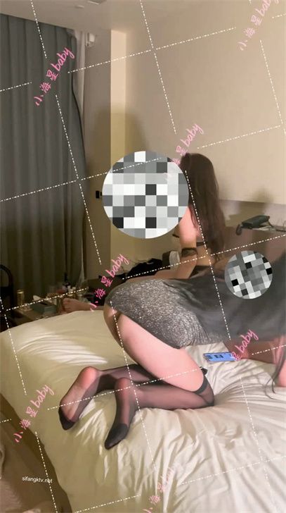 极品绿帽淫妻『小海星』最强性爱私拍 黑丝女神挑战各路性爱大神 操嗨全场