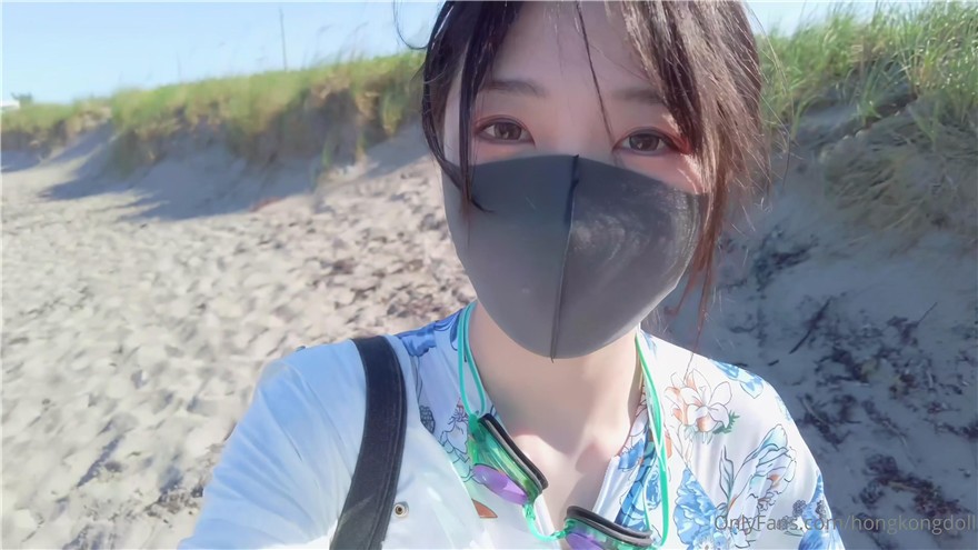 火爆网红玩偶姐姐『HongKongDoll』 冲浪少女的碎碎念 身材与美貌的双重冲击