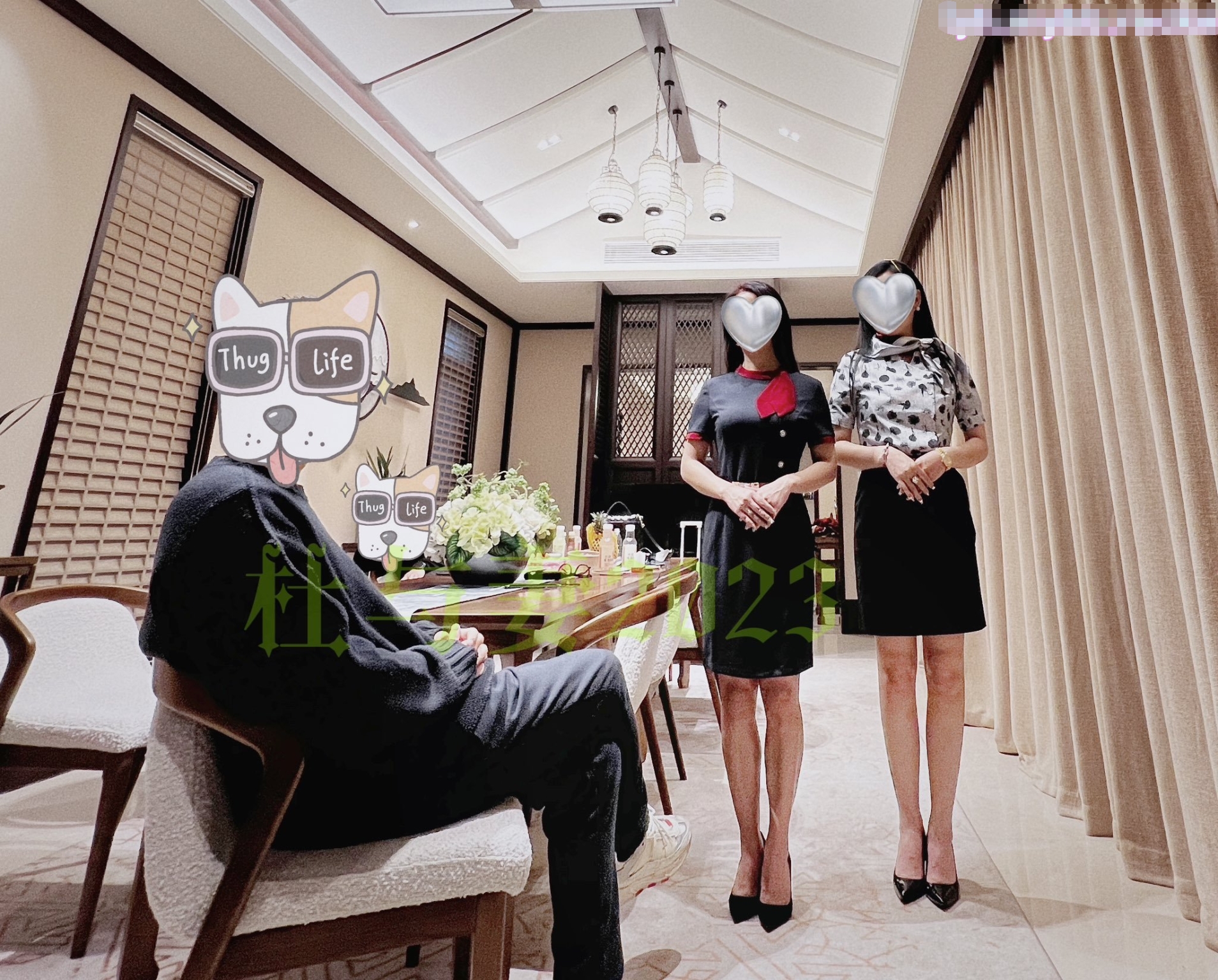 顶级名模的闺蜜圈！ 双人携手接受主人调教 黑白丝双飞！