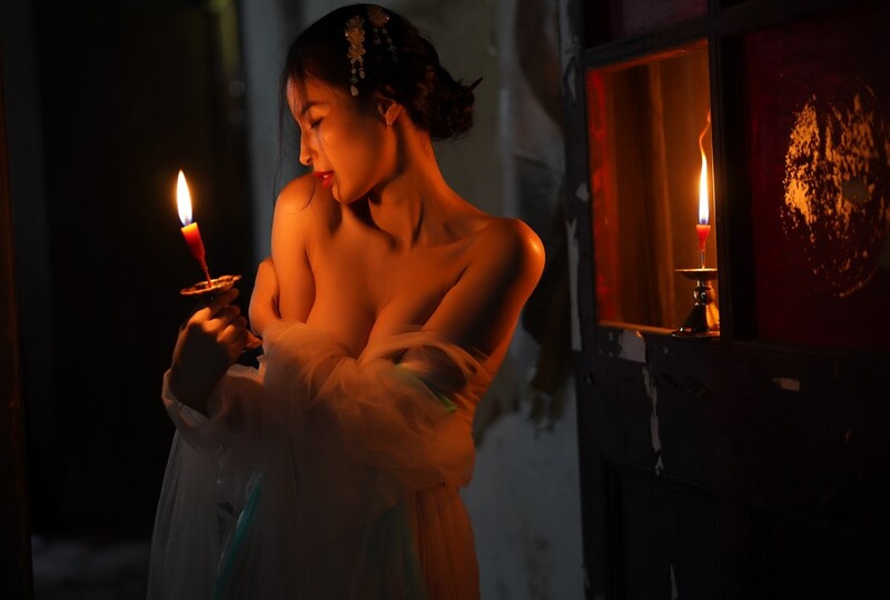 曾经红极一时的网红反差婊【王竹子】私拍视图，个人SM经验给字母圈新人答疑解惑SM教学福利