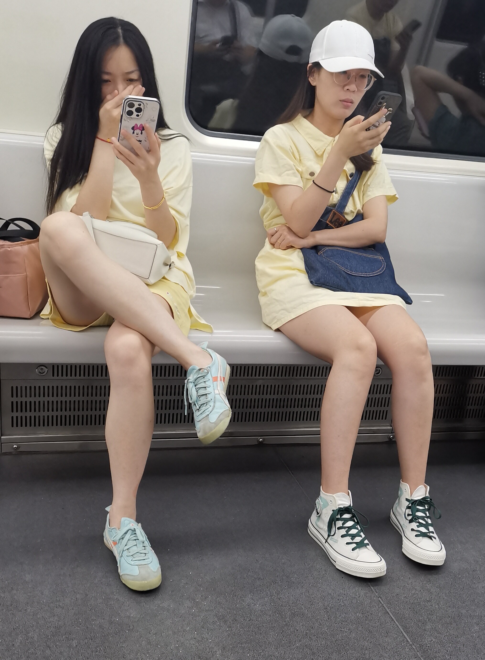 上班路上看看妞儿