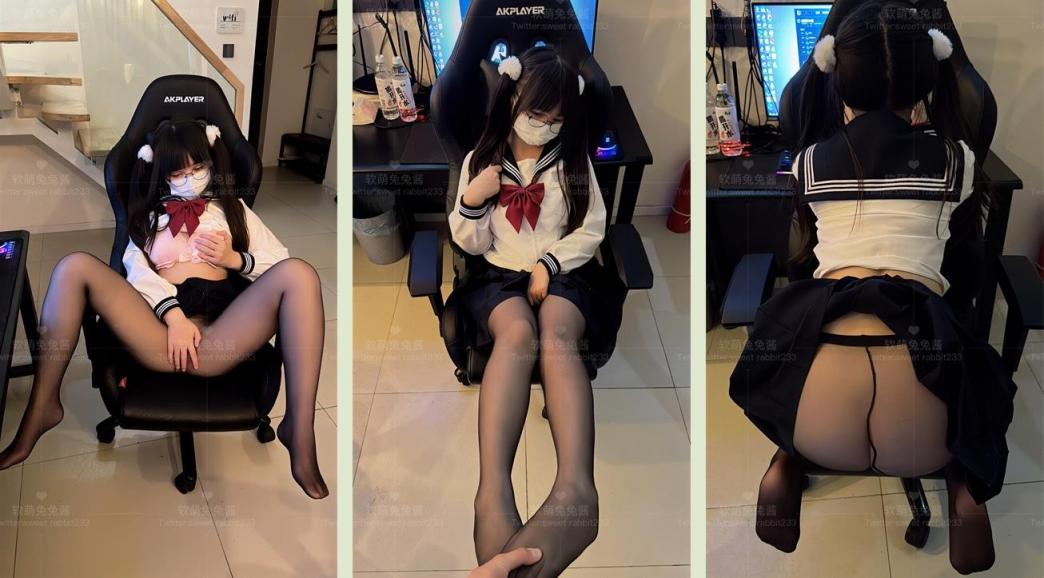 双马尾清纯少女 软萌兔兔酱 最新剧情《陪玩的失身日记》忘穿内裤发现后下药迷操