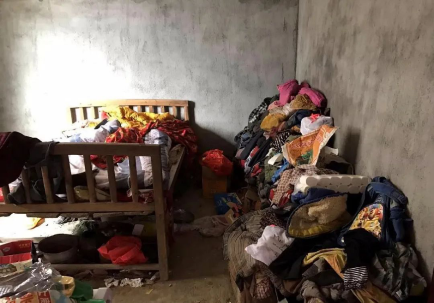 当年被大老板“退养”后，小马云变成了这个样子...