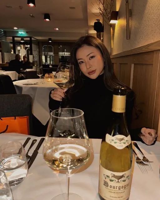 P站亚裔人气女U精选推荐！拒绝黑车！