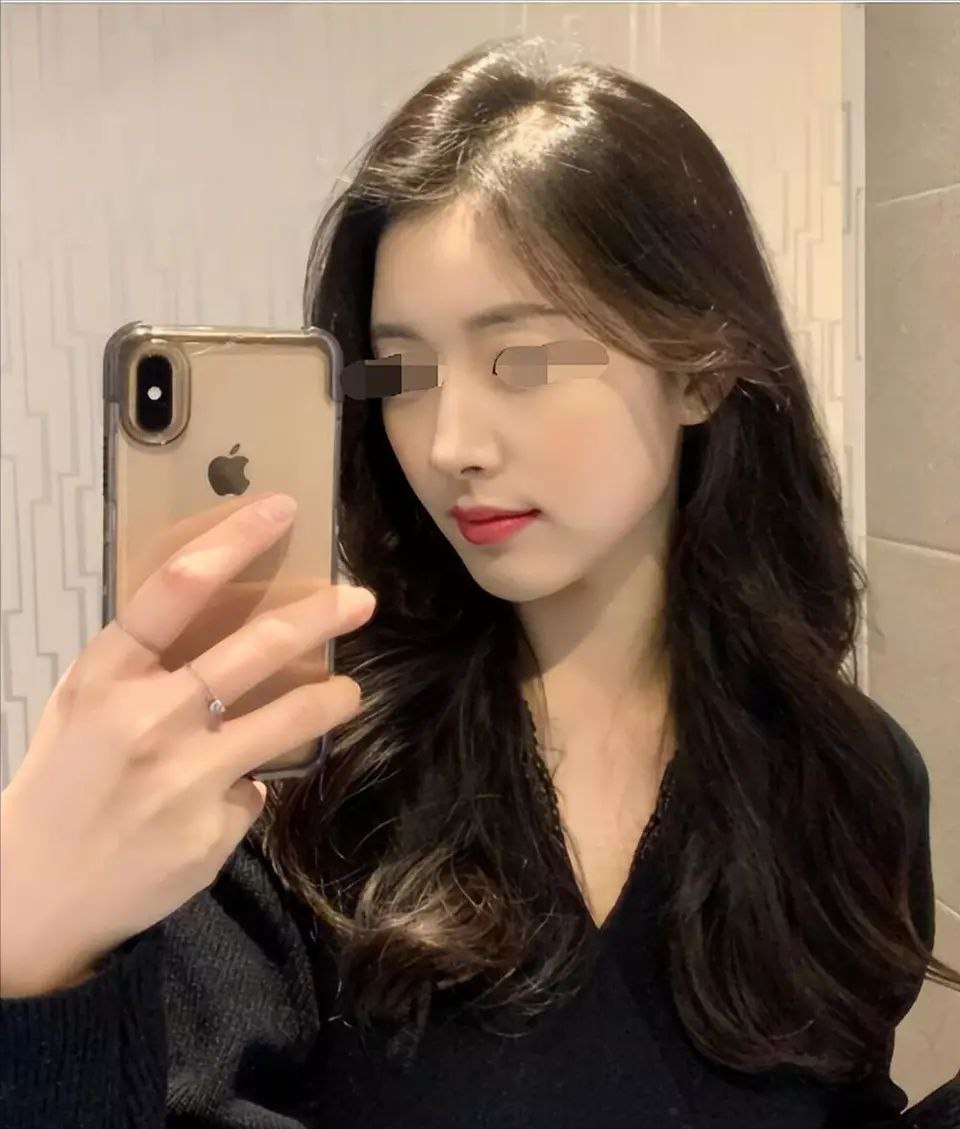 “我这是母爱,不是出轨!” 上海美女妈妈为儿子入学陪校长睡觉