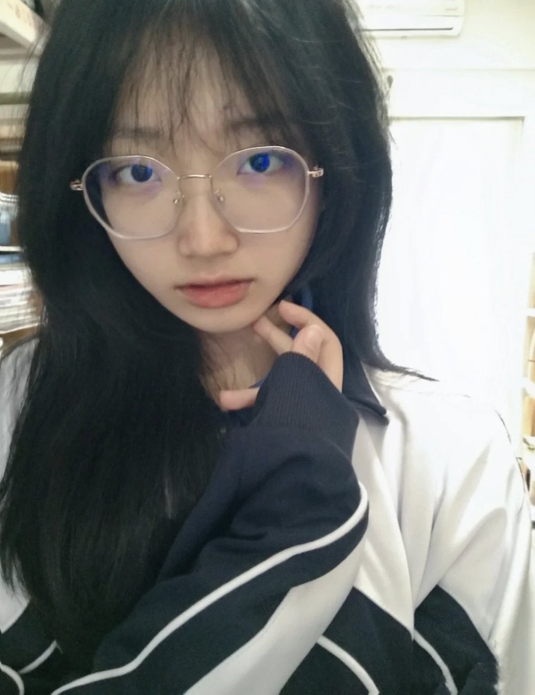 清纯的小学妹才是最爱 别人眼中的班长学霸？在我这里只是一条被彻底开发的校服母狗罢了