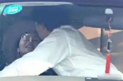 女子与上司车内发生关系，丈夫通过GPS定位抓到，大案发生了...