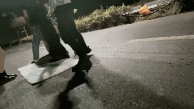 牛逼了 午夜街头 【呦呦宝贝呀】 重磅 2男3女KTV群P混操 马路上无套开干