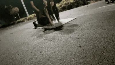 牛逼了 午夜街头 【呦呦宝贝呀】 重磅 2男3女KTV群P混操 马路上无套开干