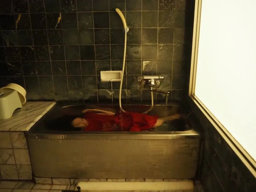 日本の小护士の死亡尸体のavi