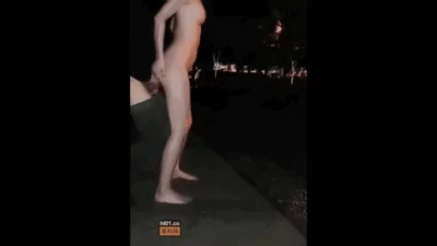 房顶、大街、商场刺激野战，光天化日下淫乱淫语-刺激！