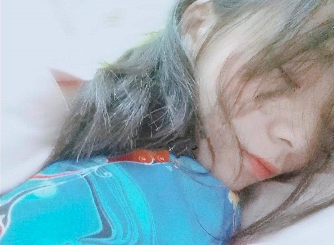 广东深圳大学医学部大一新生罗淑娟 碰上渣男私密视图被流出