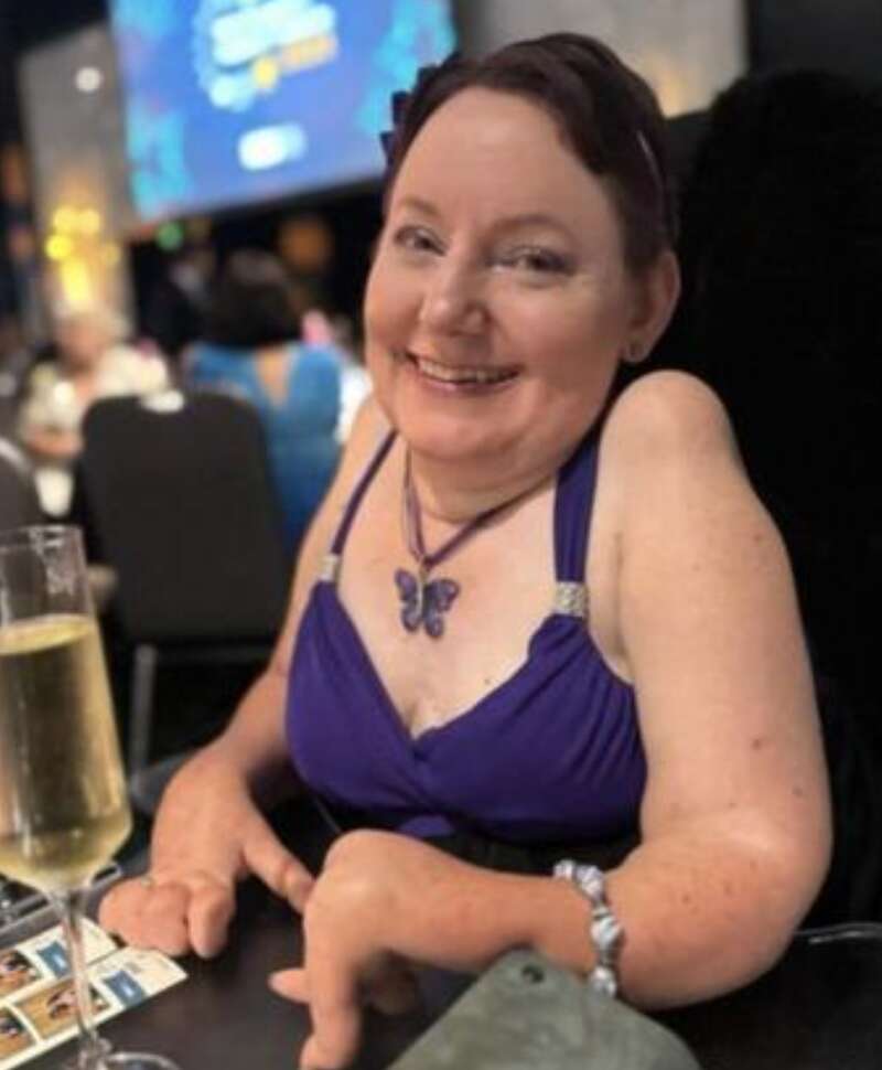 澳女$1.9万找牛郎 曝“初夜”体验:改变我一生