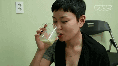 她为了吃口“屎”，专门跑到了韩国