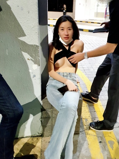 以责人之心责己则撸过，以恕己之心恕人则拳交