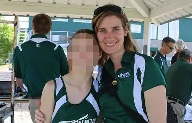 38岁女子性侵11岁男孩，酒店内发生100多次：男孩被性侵比你想象的还可怕