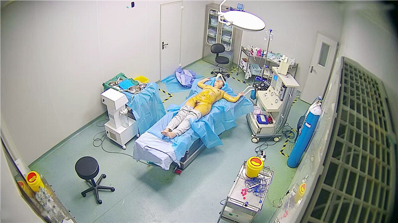 医疗美容中心破解偷窥做全身抽脂的少妇⭐过程感觉挺吓人的