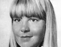 恐怖恋足癖，杀人后切下脚…