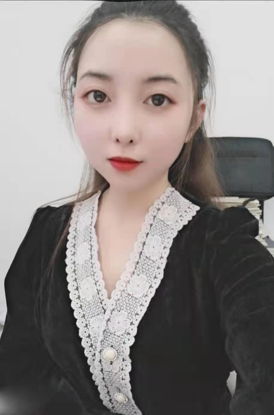 福州超反差初中女老S家中和光头情人啪啪流出