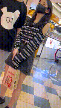 街拍抄底 抄底超多极品女神裙底风光 端庄优雅靓丽女神可爱小内内 极品颜值身材 无线遐想