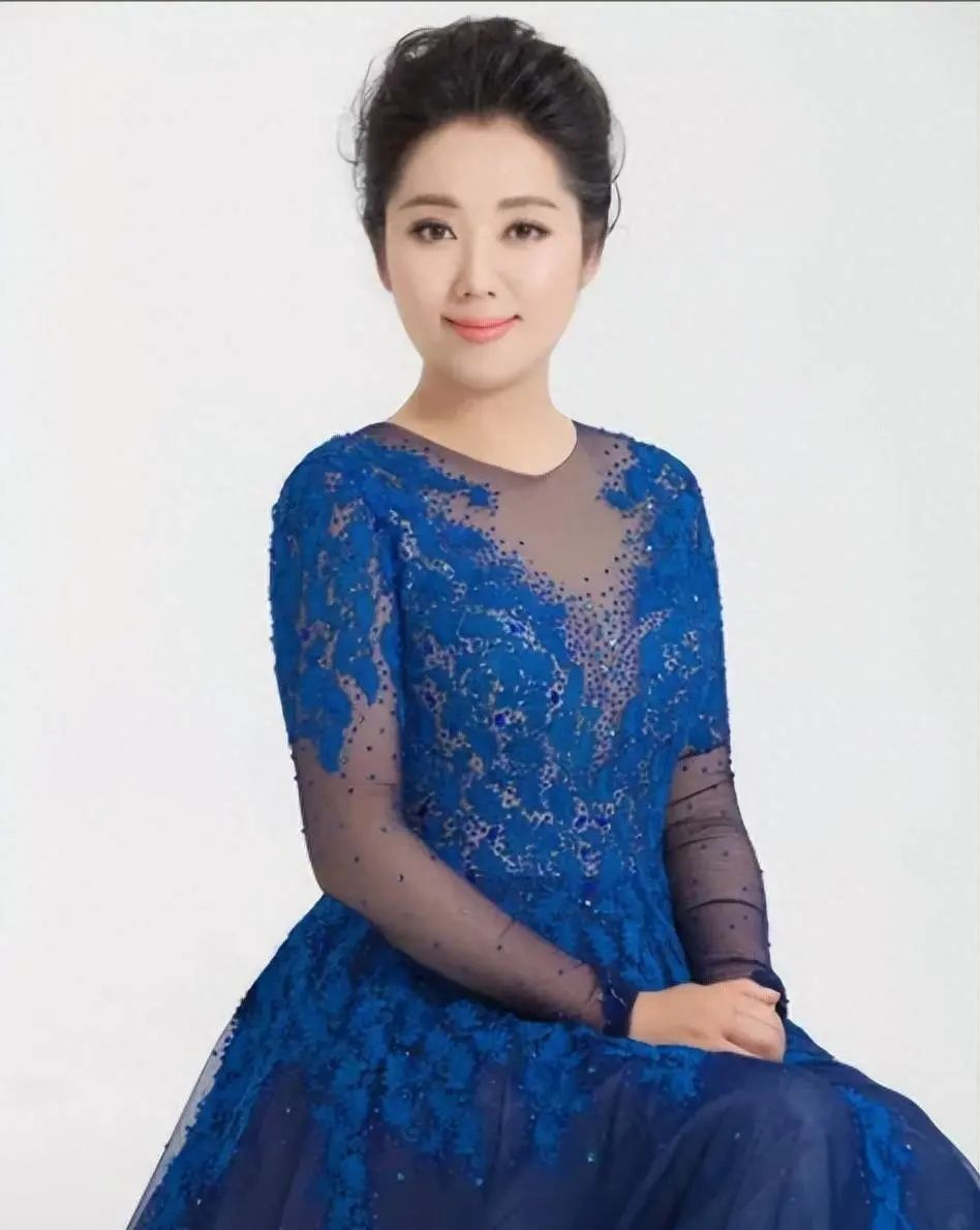 川音“淫魔”校长，88名女音乐教师，霸占87人！细节揭露，网友：太猥琐！