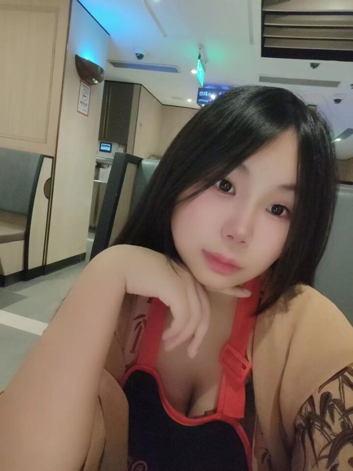 02年四川小姑娘,嫩的一匹,年轻真好啊