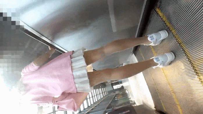 北京地铁商圈CD系列 夏日都是清凉裙装抄底真方便