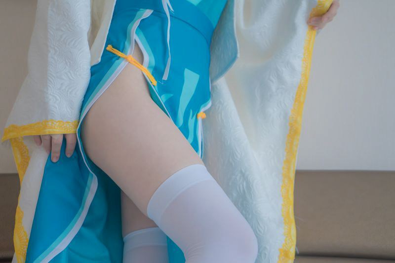 红杏出墙的美腿妈妈-【2023年11月最新】