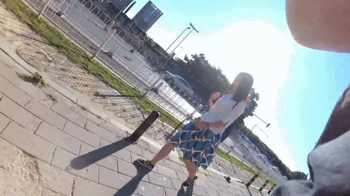 北京地铁商圈CD系列 掀裙被小姐姐发现差点被打手 大神不怕还继续拍