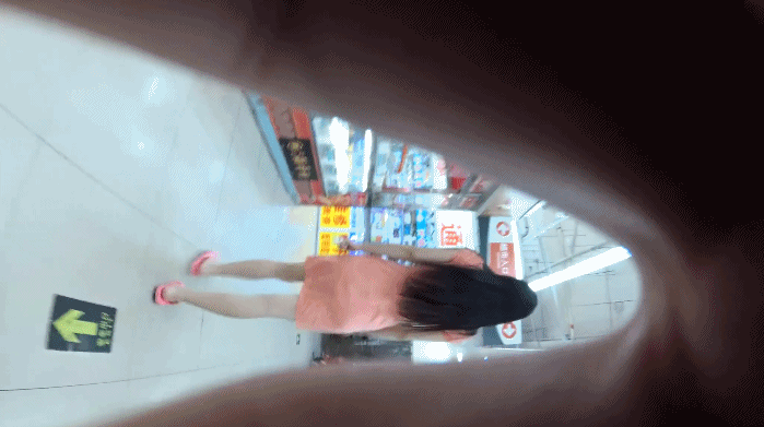 北京地铁商圈CD系列 掀裙被小姐姐发现差点被打手 大神不怕还继续拍