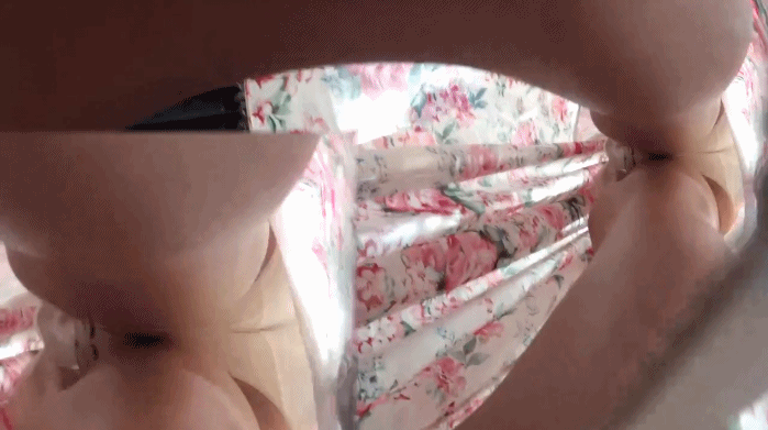 北京地铁商圈CD系列 掀裙被小姐姐发现差点被打手 大神不怕还继续拍