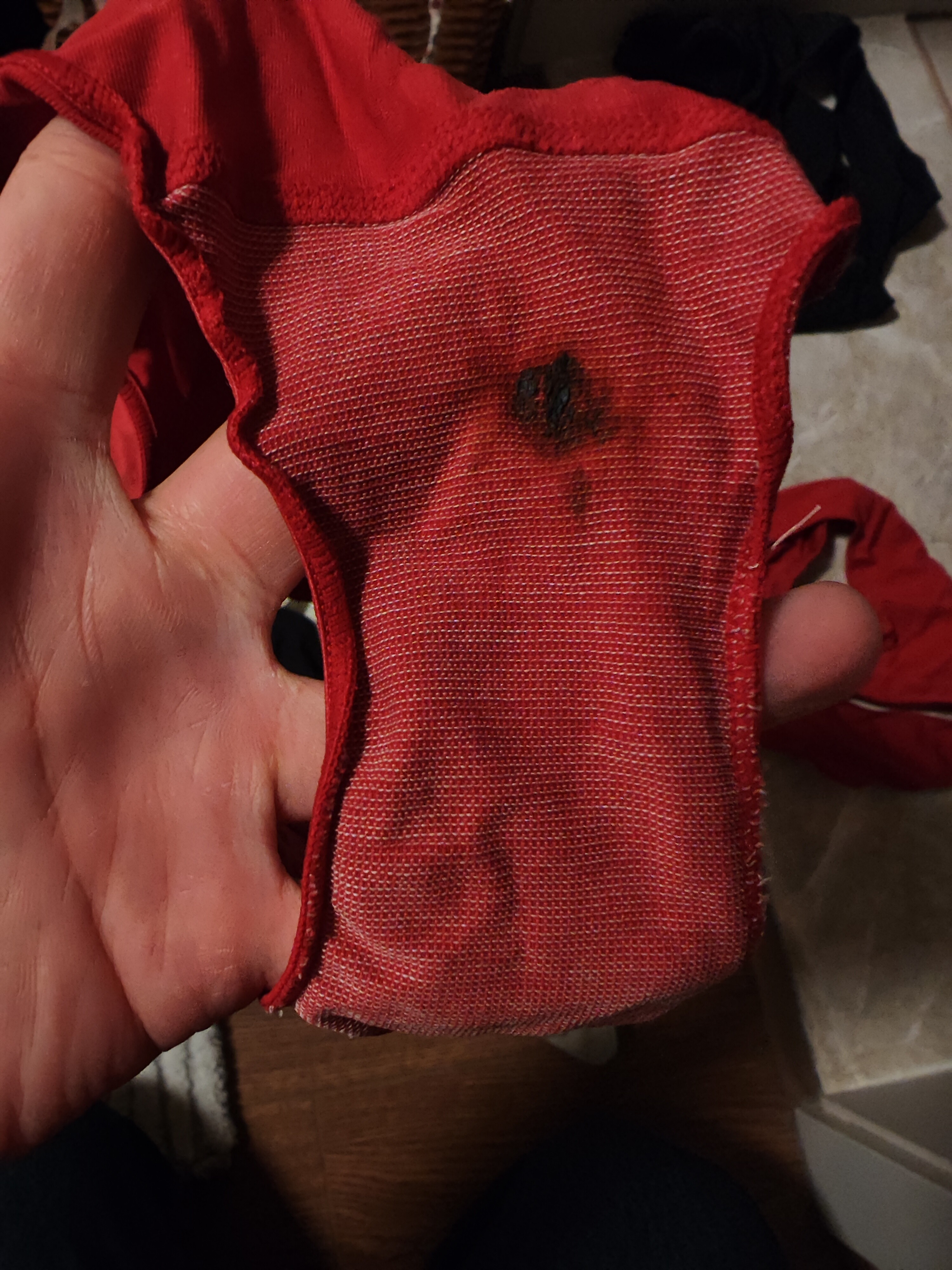 邻居少妇的原味内裤来了！