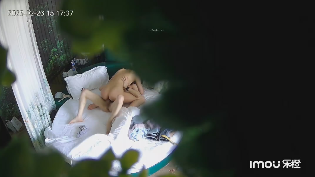 酒店超清晰偷拍乐橙精品黑丝情趣内衣反差学生妹被操鬼哭狼嚎淫叫