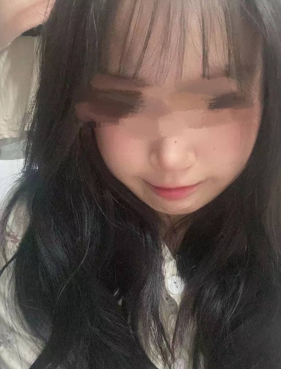 喜欢半夜出去不穿胸罩只穿睡衣，露出，喜欢被强奸的感觉