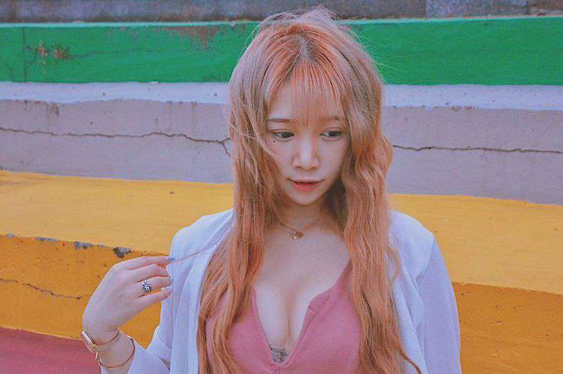 有两个女人的日子-【2023年11月最新】