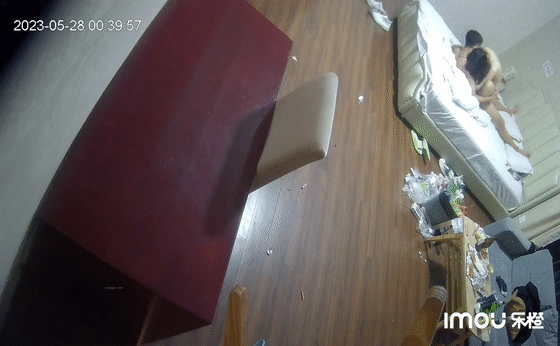 【2023乐橙酒店】大学城附近学生台 学生情侣青涩的爱情故事