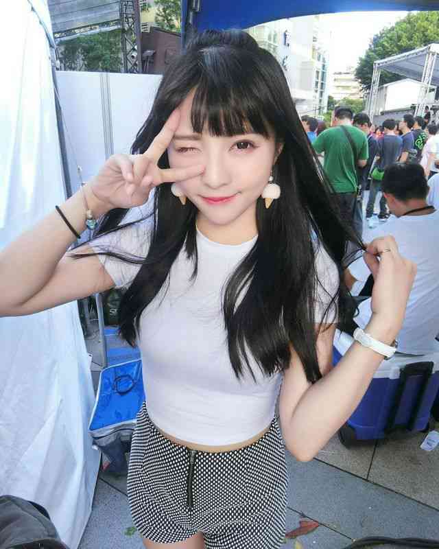 终于插入了这几个美女同事和小妹妹的嫩穴！-【2023年11月最新】