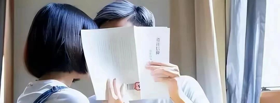 职校三名女生同时“大肚子”，自拍炫耀同一个“父亲”？网友：三观炸裂！